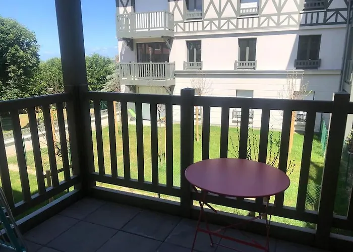 Charmant Appartement En Plein Coeur De Trouville