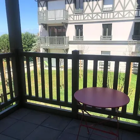 Charmant Appartement En Plein Coeur De Trouville Buitenkant foto